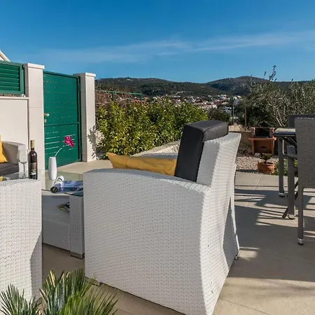 Holiday home Modernes Mit Terrasse Und Meerblick *
